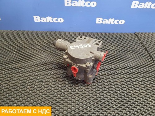 Кран управления тормозами прицепа