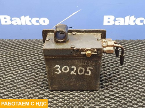 Насос подъема кабины