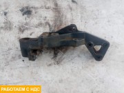 Кронштейн передней рессоры левый