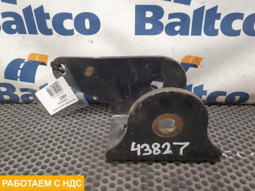 Кронштейн крепления торсиона правый