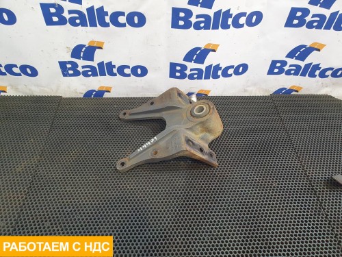 Кронштейн крепления передней рессоры правый