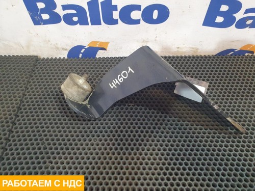 Кронштейн глушителя