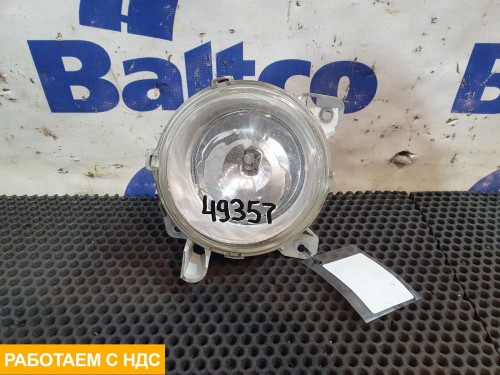 Фара противотуманная левая