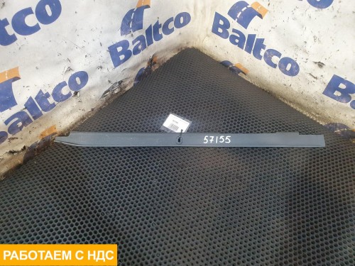 Накладка стойки кабины правая