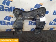 Кронштейн переднего бампера правый