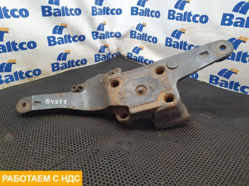 Кронштейн пневморессоры правый