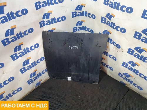 Брызговик левый