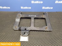 Кронштейн крепления крыла правый