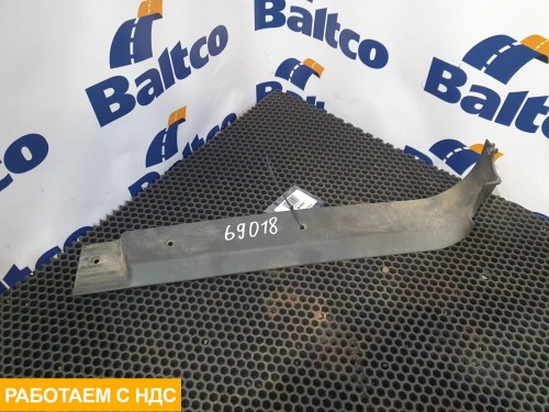 Накладка порога левая