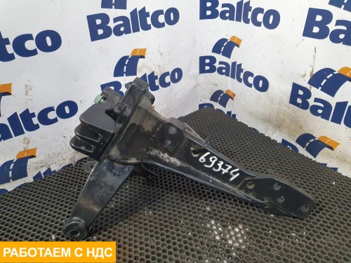 Кронштейн торсиона кабины левый