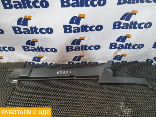 Накладка салонная левая