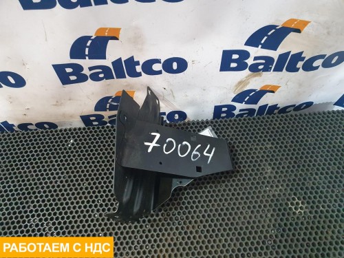 Опорная стойка кабины левая