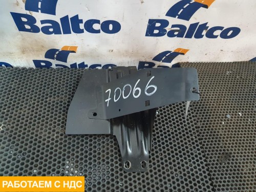 Опорная стойка кабины правая