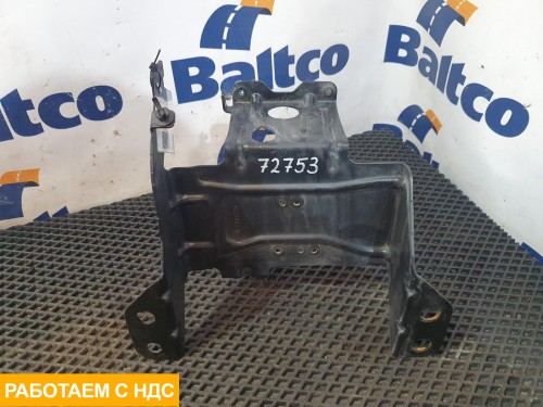 Кронштейн отопителя