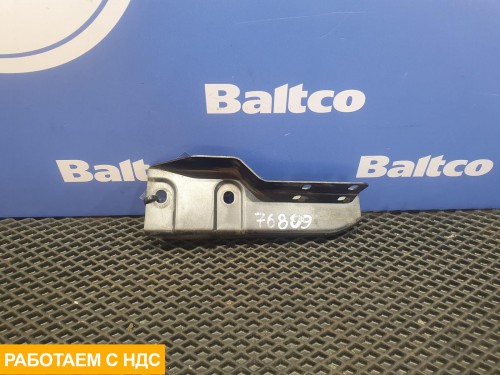 Кронштейн подножки левый