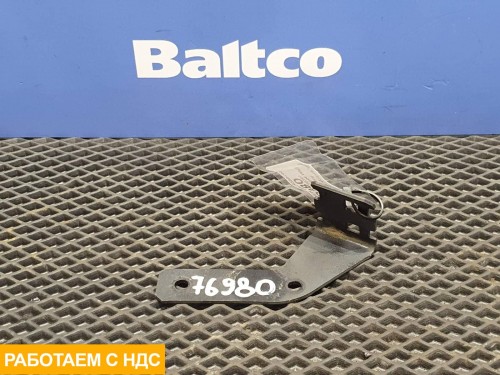 Кронштейн крана ABS правый