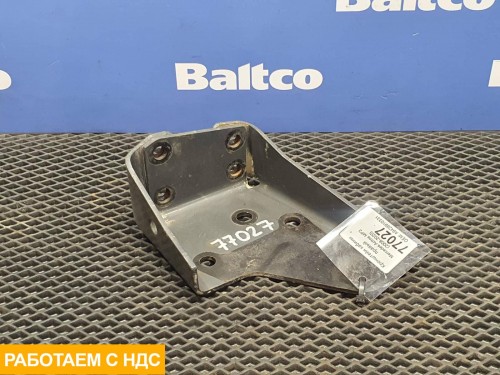 Кронштейн кабины правый