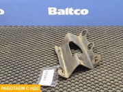 Кронштейн шумоизоляции правый