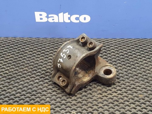 Кронштейн крепления переднего стабилизатора